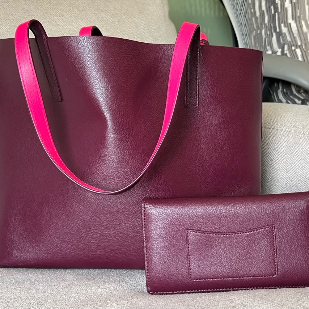 Kate Spade Oxblood Reversible Tote with Matching Wallet - Picture 2 of 9